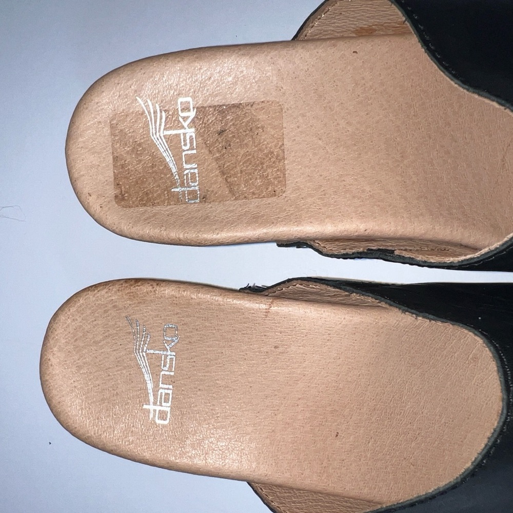Dansko Black Leather Slide Mule Clogs Low Heel
Comfort Sandals EU 40 US 9 - Picture 12 of 13